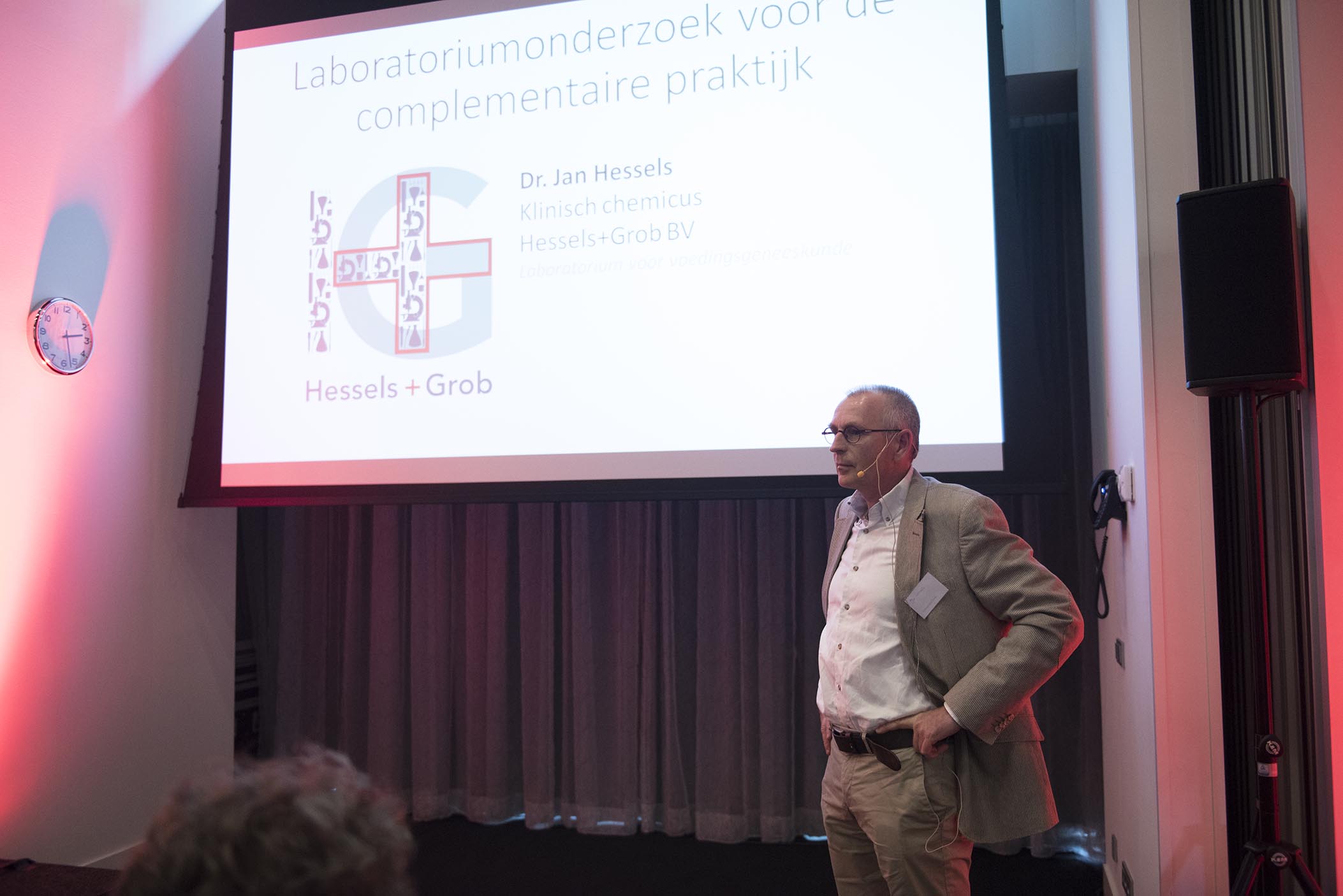 Der zweite Vortrag stammt von Dr. Jan Hessels